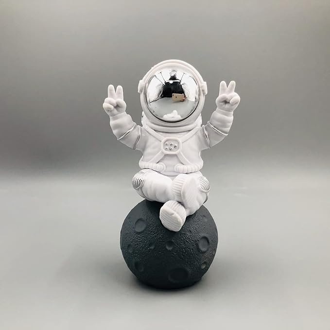 Figurine Astronaut Statue Spaceman Décor,Desktop & Tabletop Decorative Cute Mini Space Figure Ornament,Cake Toppers Decoration and Craft Gift(Silver and White Astronaut Figurine)